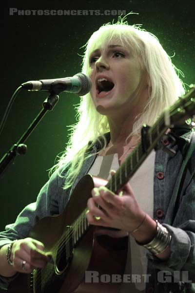 LAURA MARLING - 2011-11-04 - PARIS - La Cigale - Laura Beatrice Marling